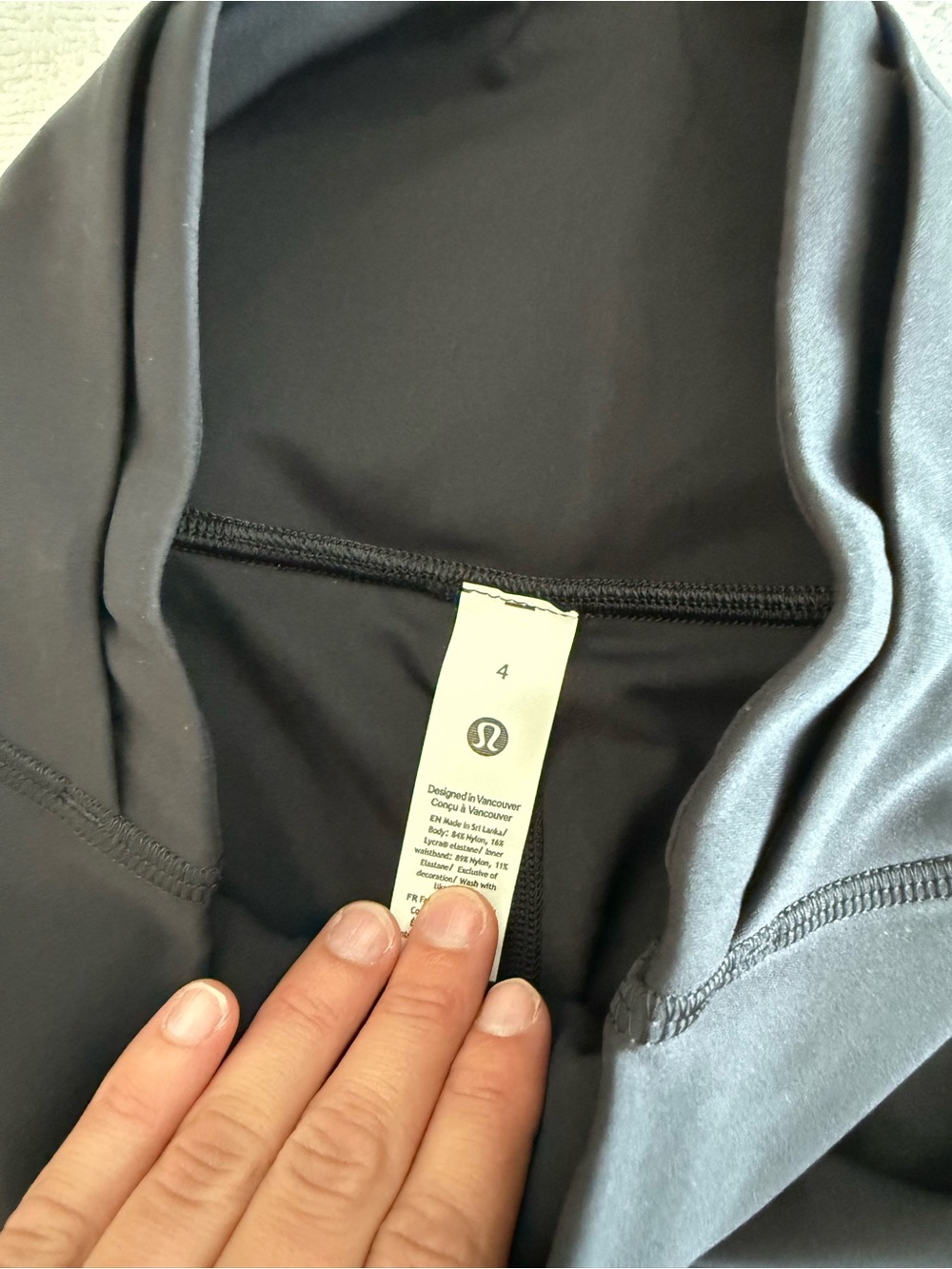 Lululemon Fast and Free short 6” pockets biker shorts - Picture 4 of 5
